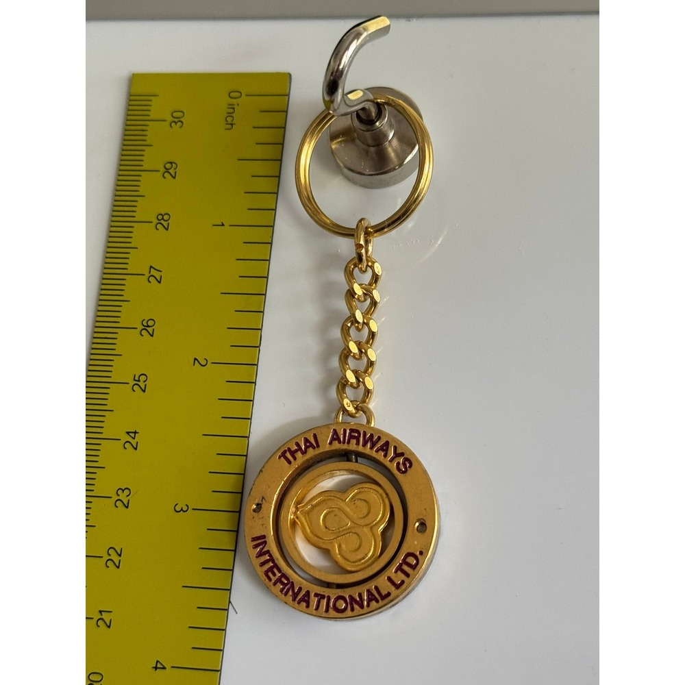 Vintage Thai Airways International‎ Ltd Spinning Medallion Keychain Gold Silver